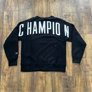 Champion Reverse Weave Oversized Logo Crew Neck Sweatshirt - Mens M